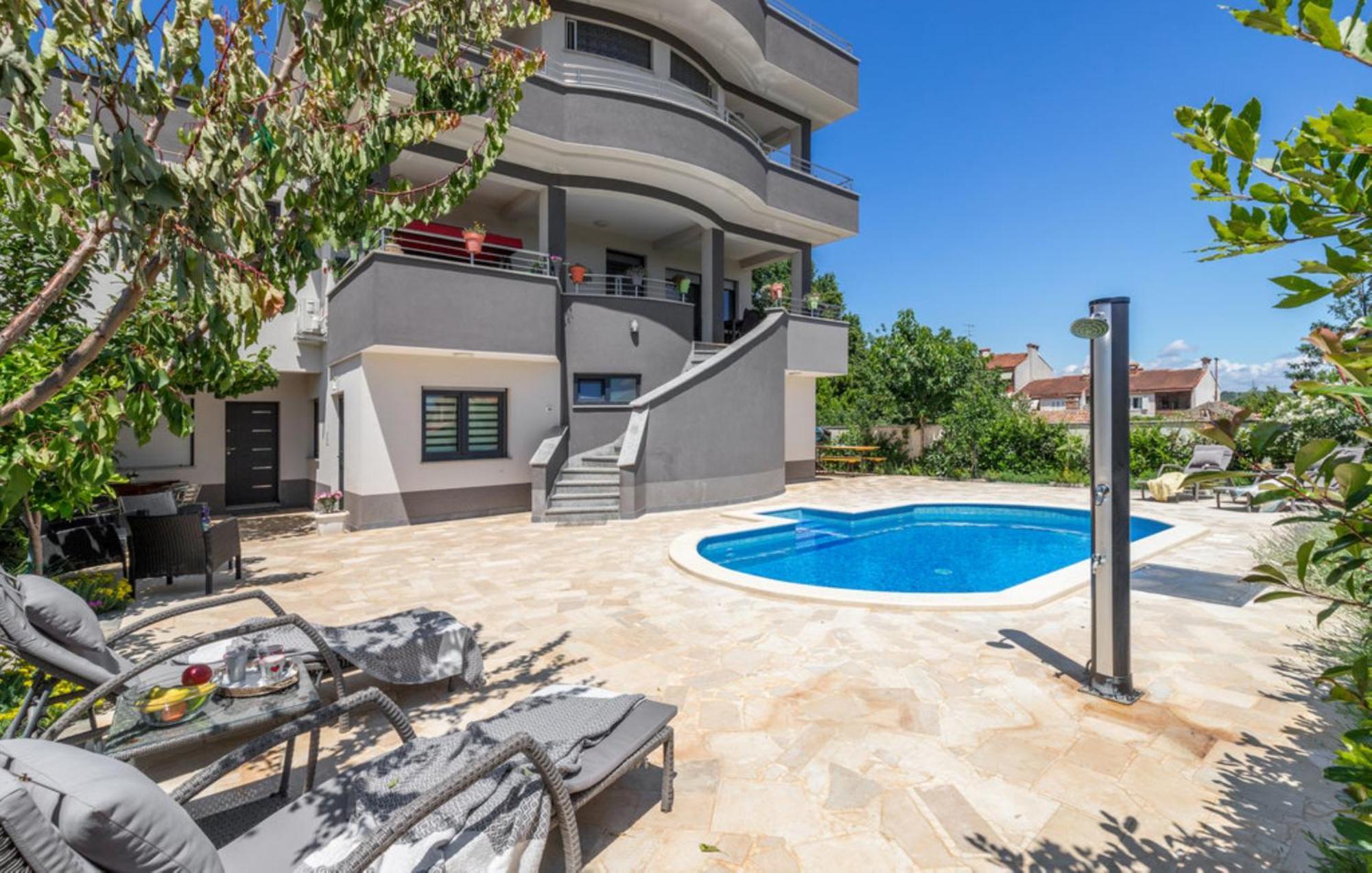 Studio Apartment With Pool Pula Zewnętrze zdjęcie